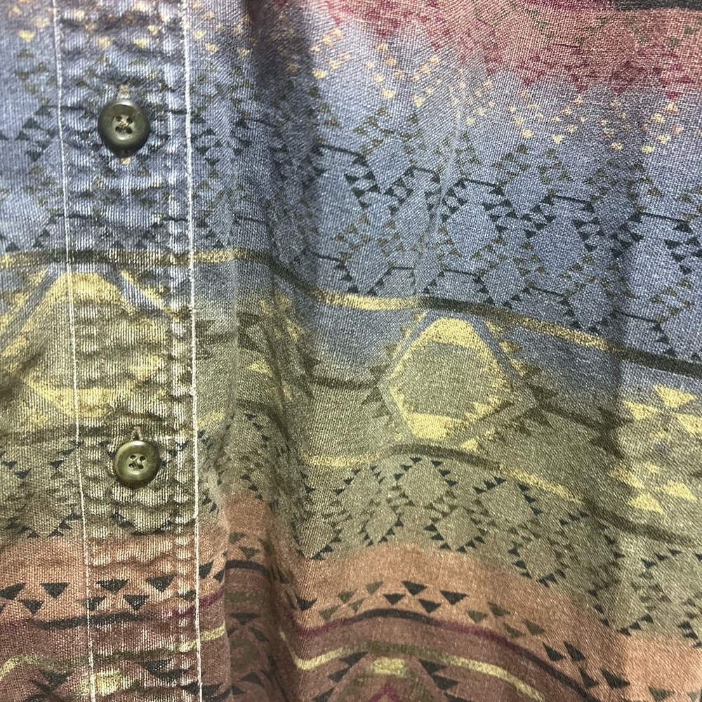 Cabela’s Multicolored Aztec Print Button Front Sh… - image 4